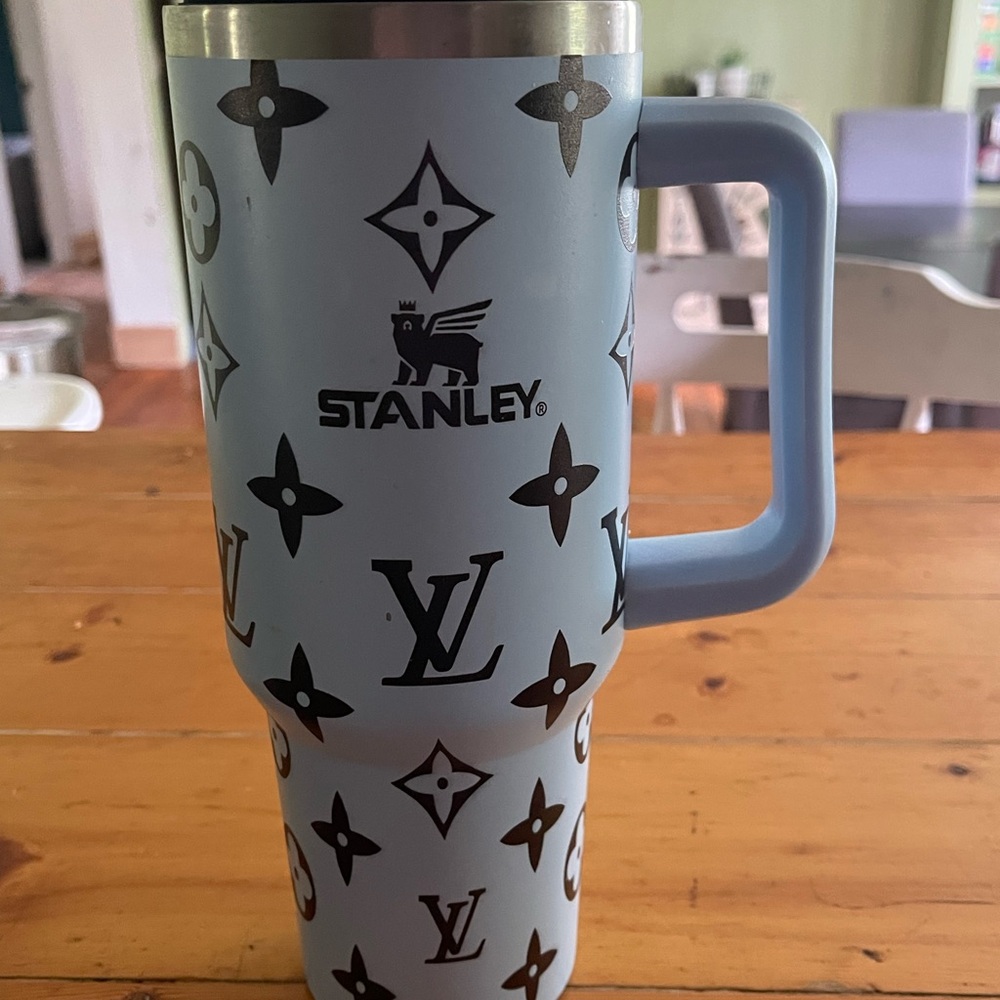 Stanley Light Blue